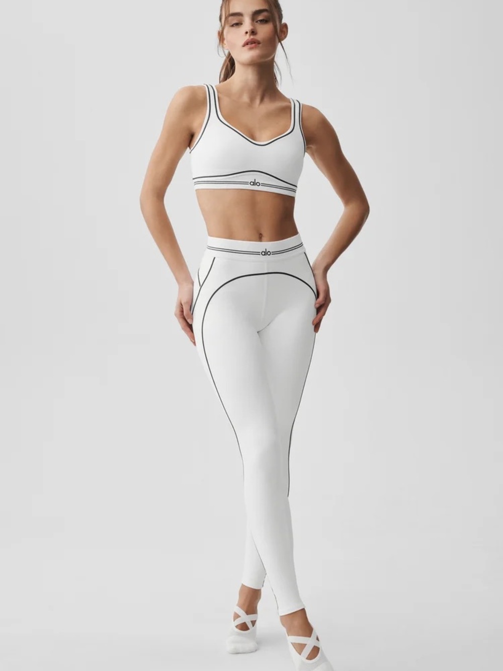 ALO Yoga Heart Throb Leggings